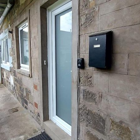 Lovely 2 Bedroom Apartment In Fife Newport-On-Tay Екстериор снимка
